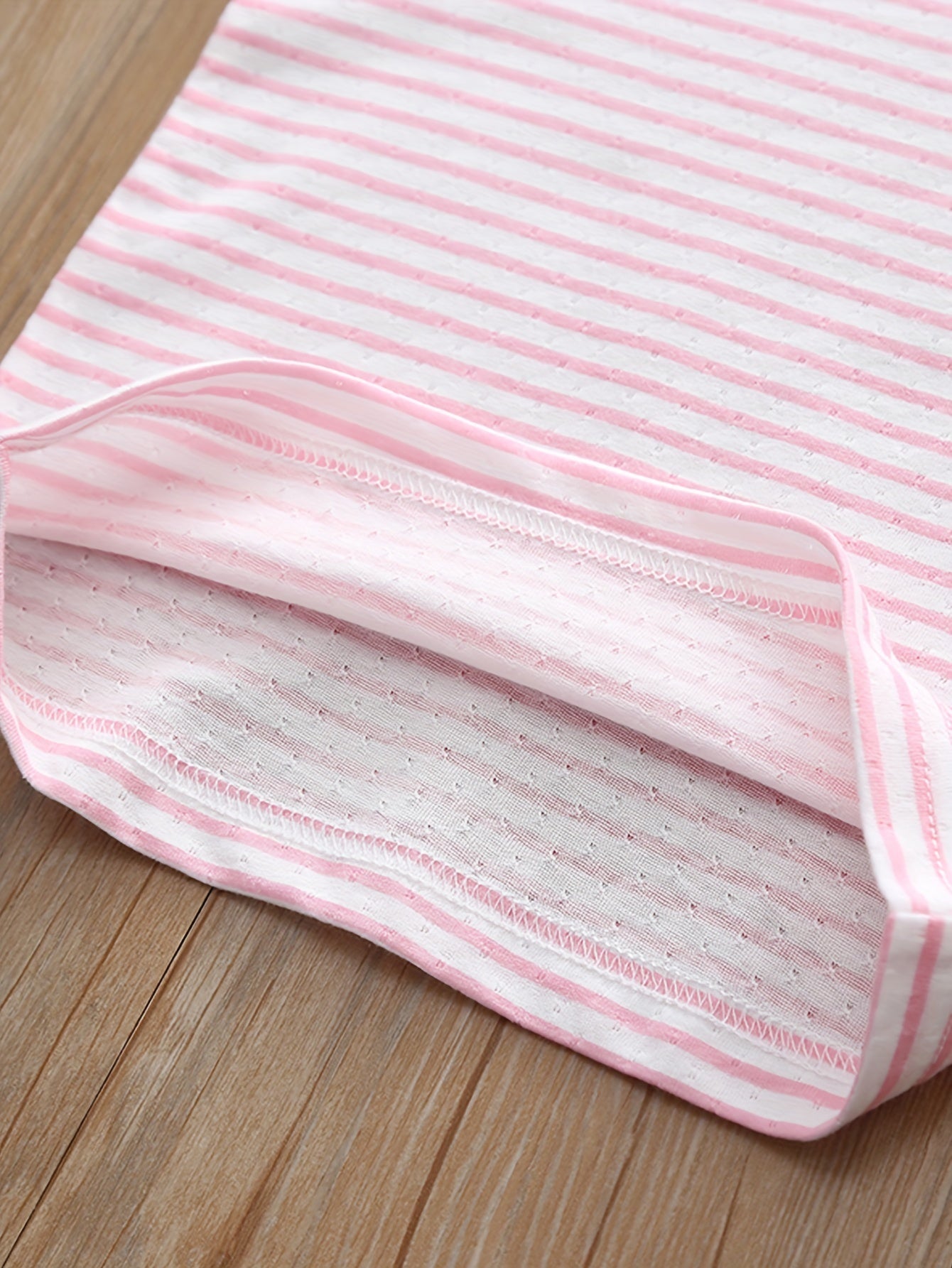 Girls' 3pcs Breathable Cotton T-Shirts - Cute Cartoon & Stripe Designs with Bow Detail, Short Sleeve, Round Neck - Perfect for Spring/Summer